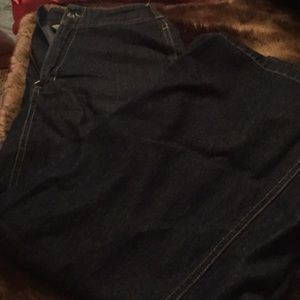 Jean skirt like new. long